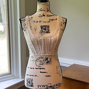 Victoria’s Secret Dream Angels Bralette: Small, Thong: Medium matching set.